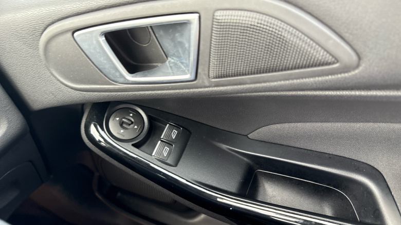 Ford Fiesta 1.0 EcoBoost Zetec 3dr Petrol Hatchback